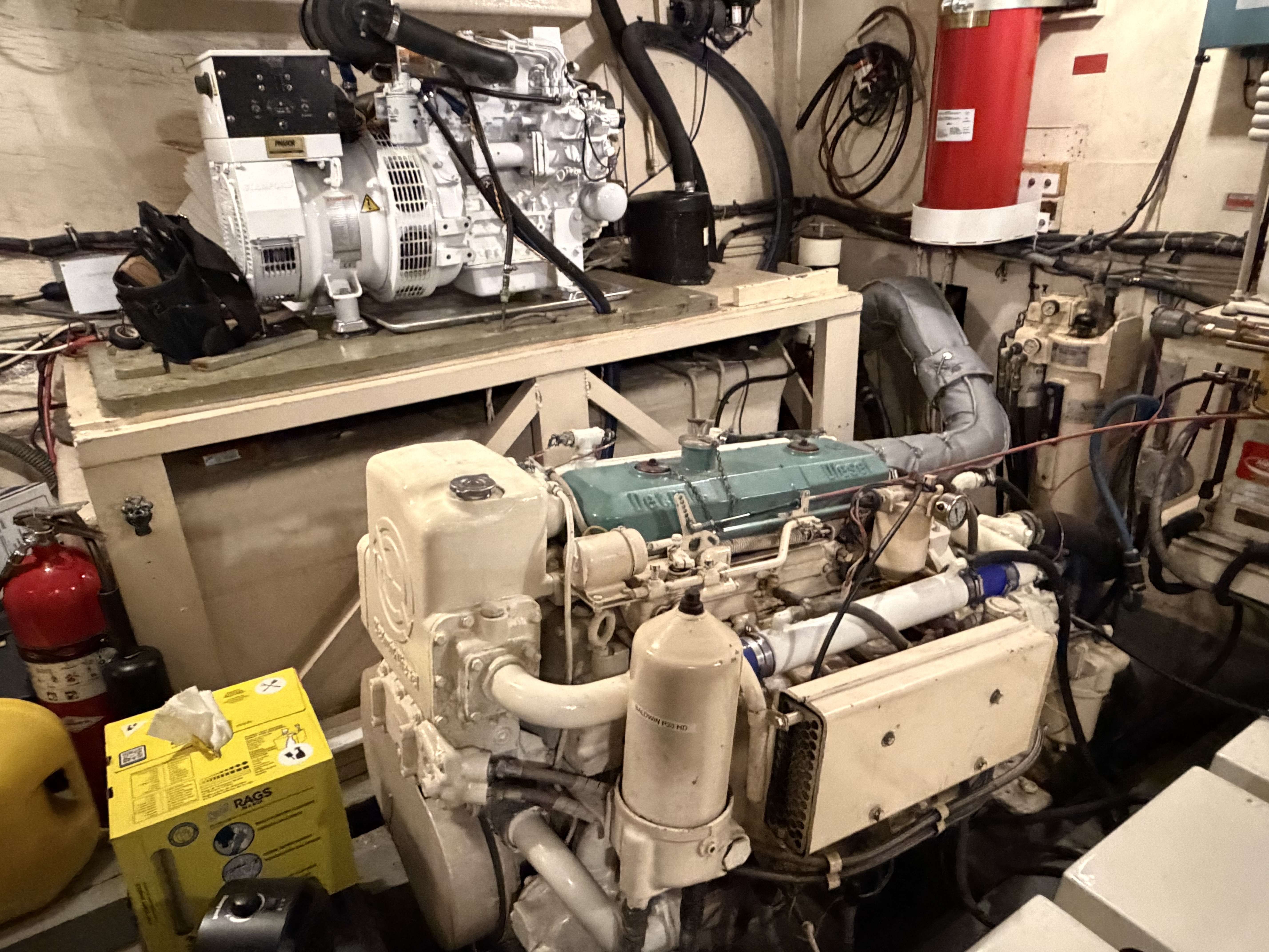 1975 Hatteras 58 Long Range Cruiser - 59