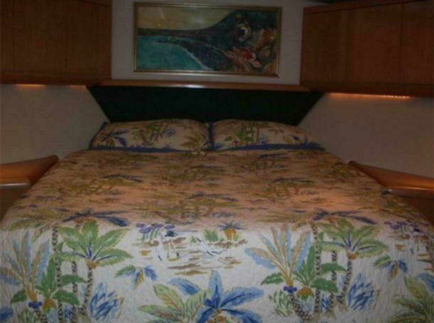 1998 Caterpillar Sportfish - Image 25