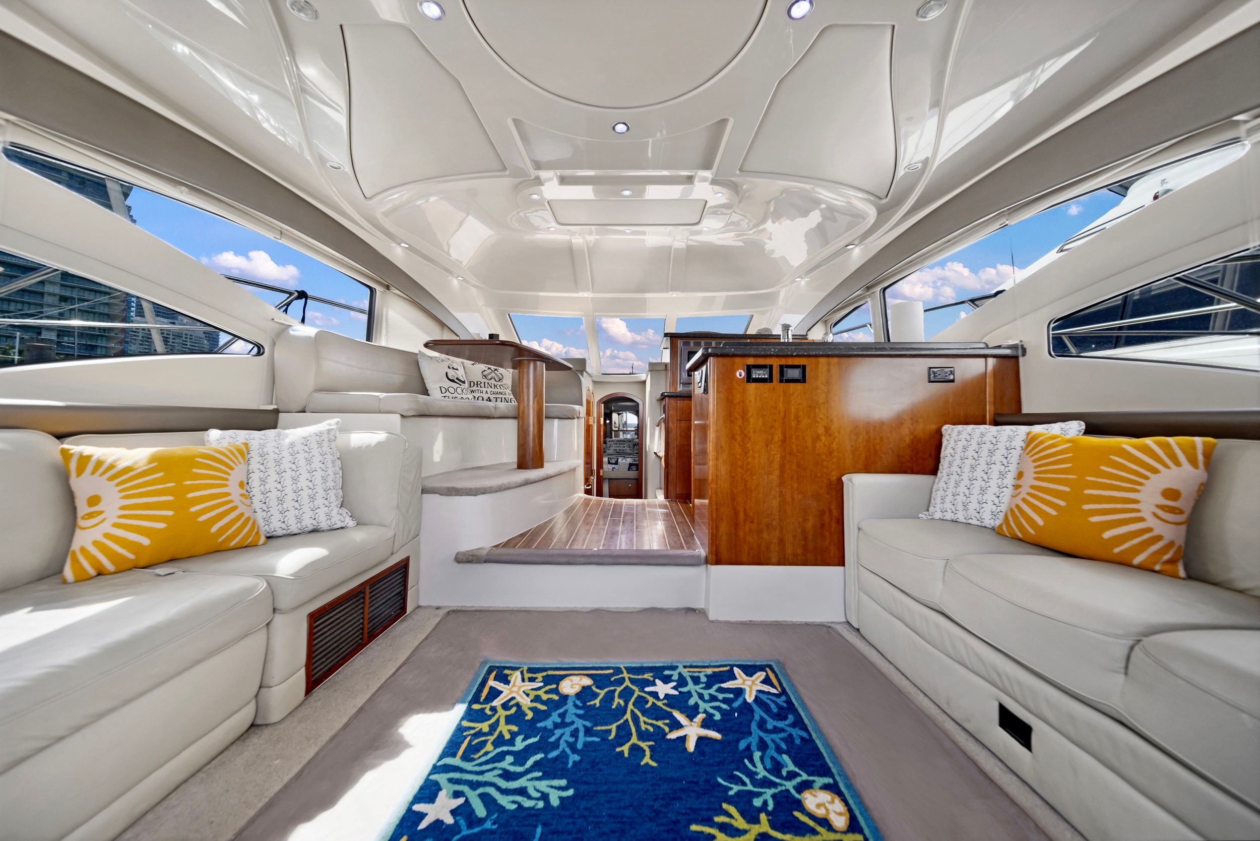 2007 Cruisers Yachts 447 - 9