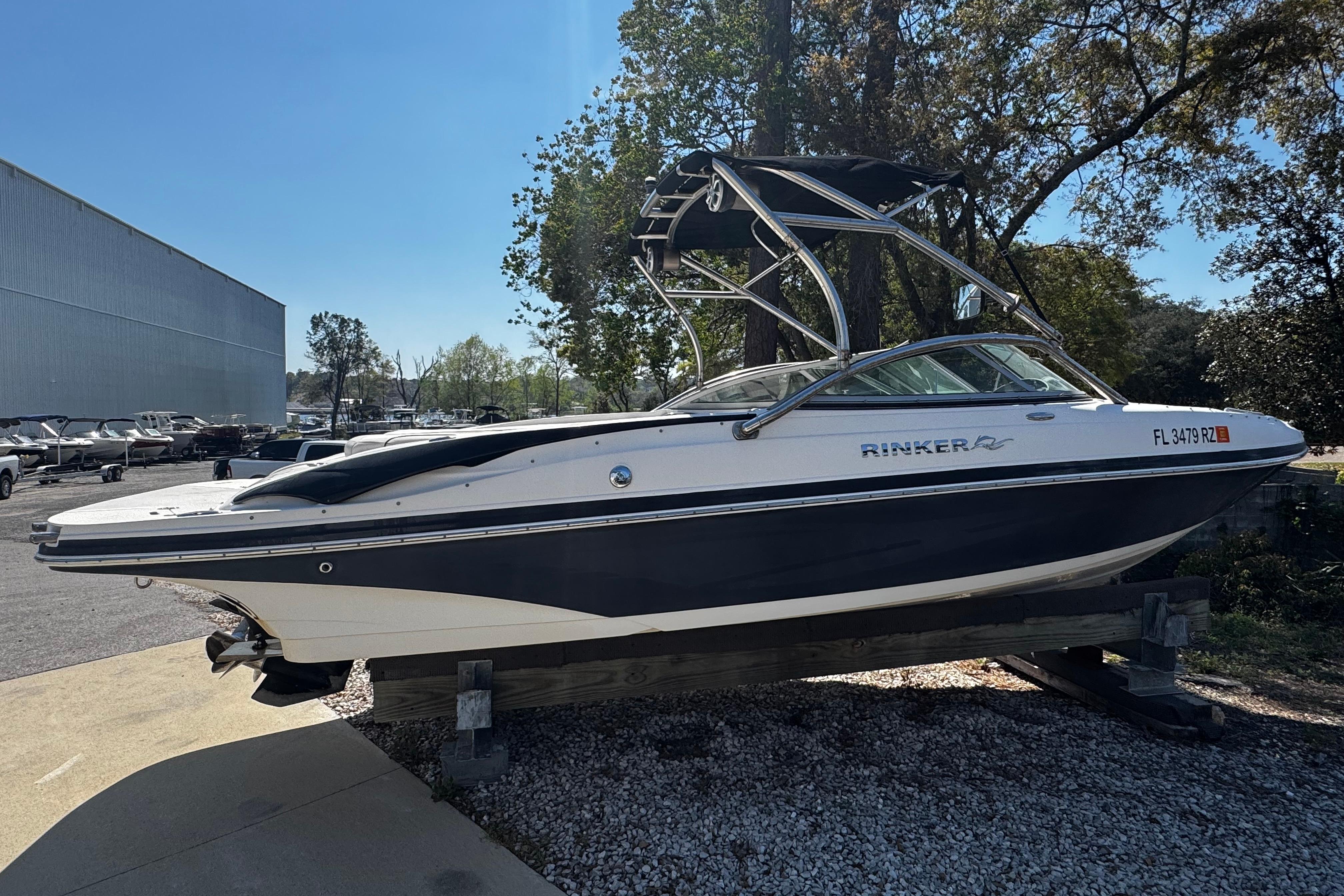 2008 Rinker 226 Captiva Bowrider