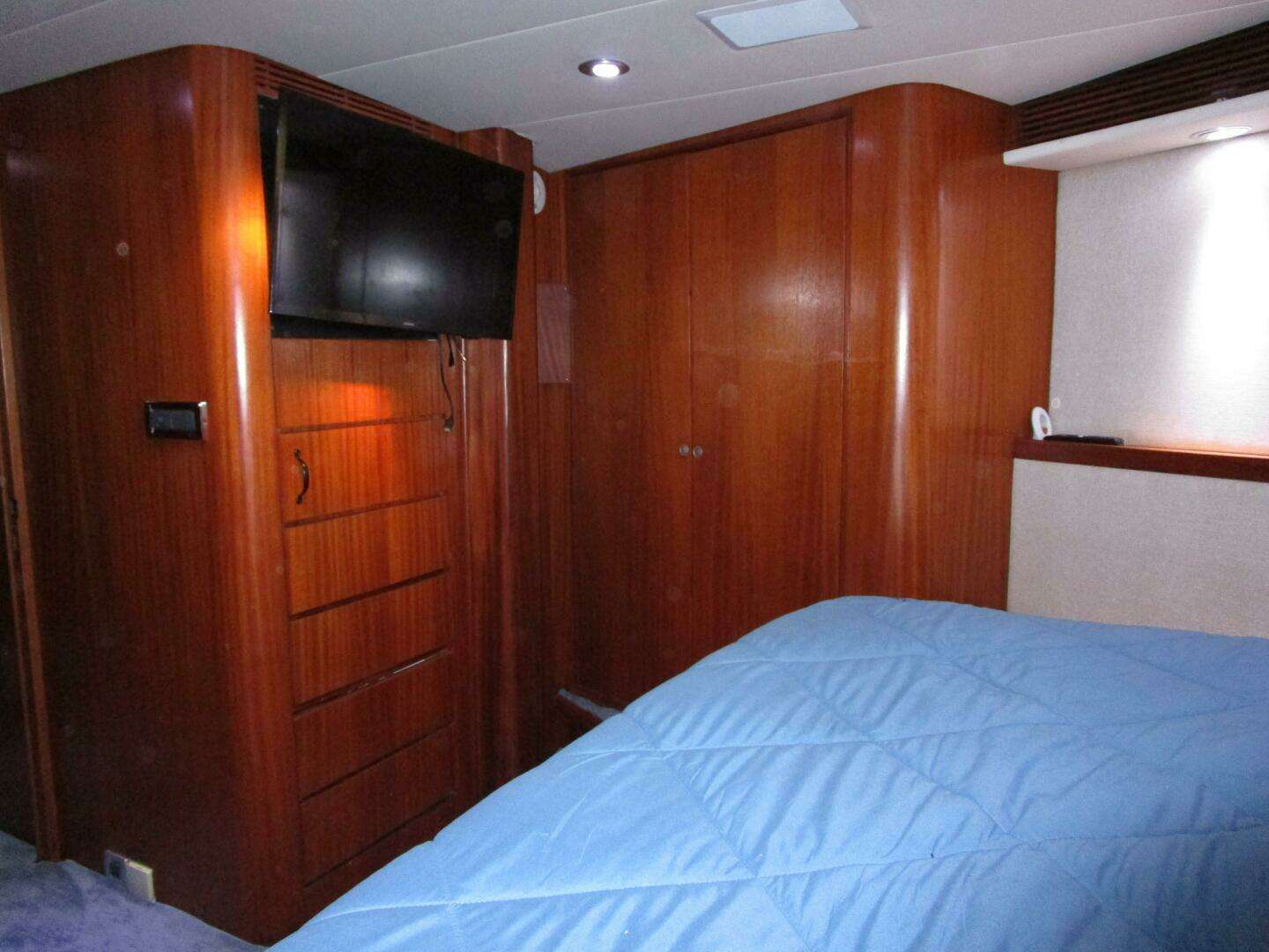 1989 Striker 62 Convertible - Image 29