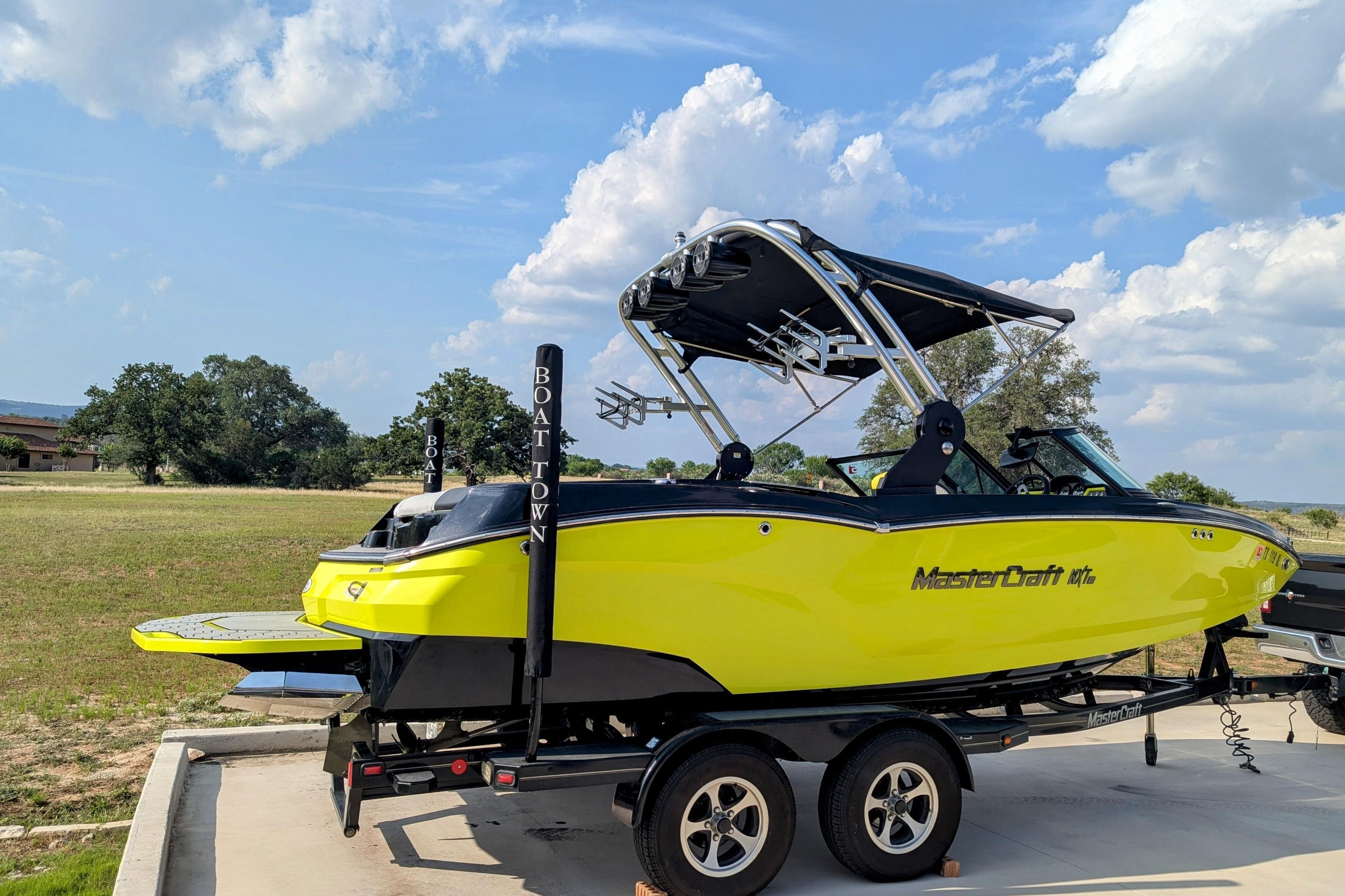 2021 MasterCraft NXT20