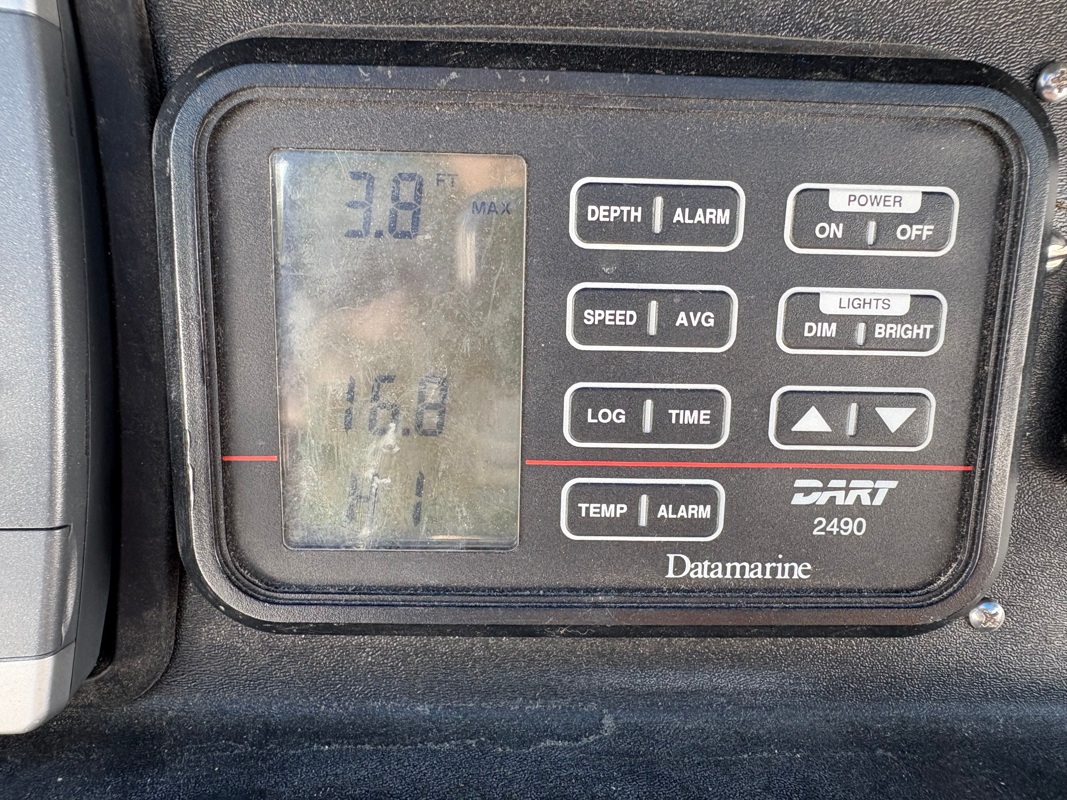 1994 Boston Whaler 24 Outrage - 4