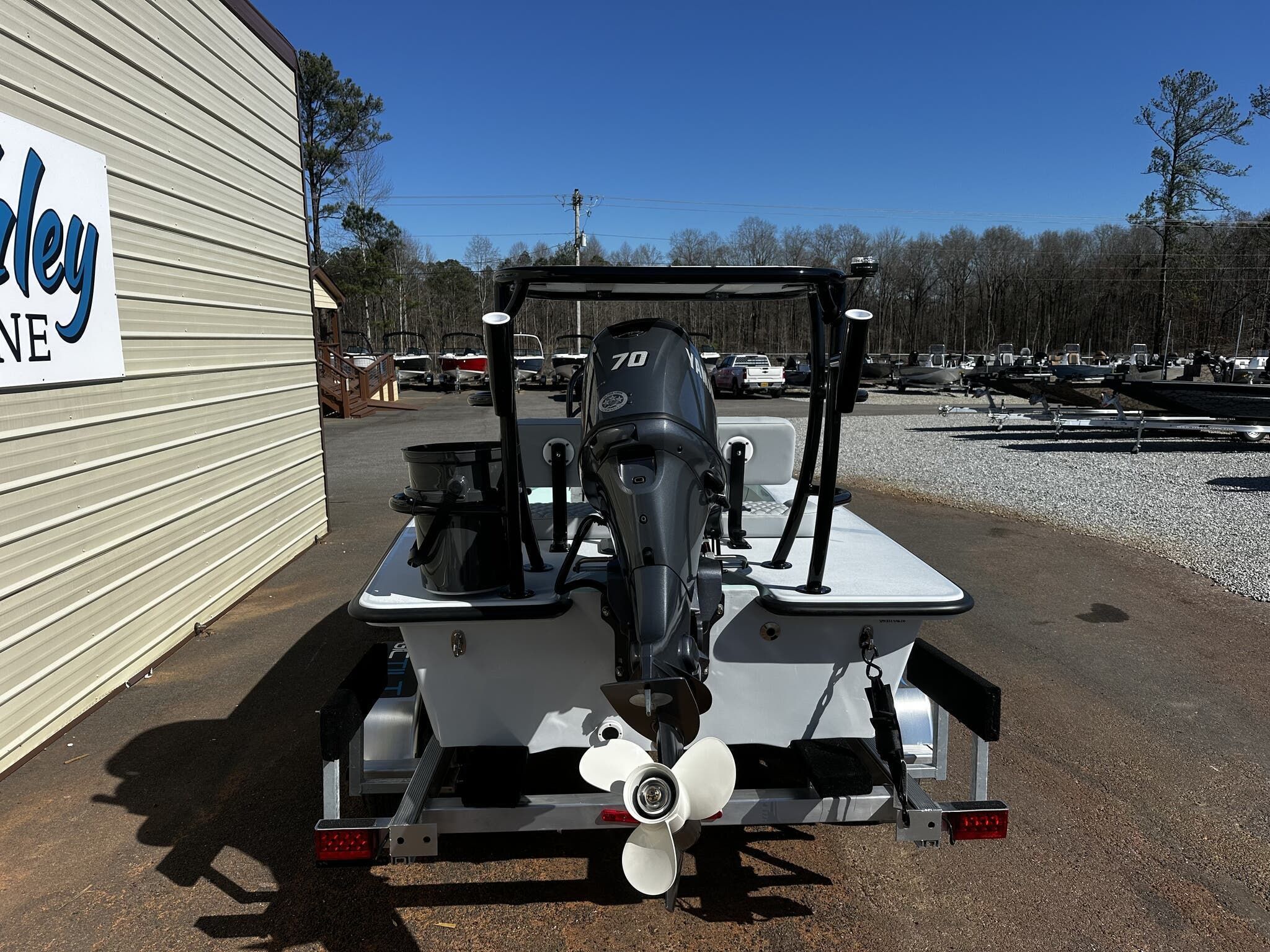 2026 Delta Boatworks D18 CC Guide Series GUIDE SERIES - 3