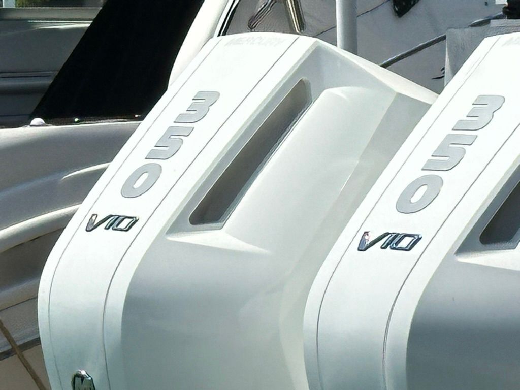Beneteau Gran Turismo 32 2024 with 350 HP V10 engines.