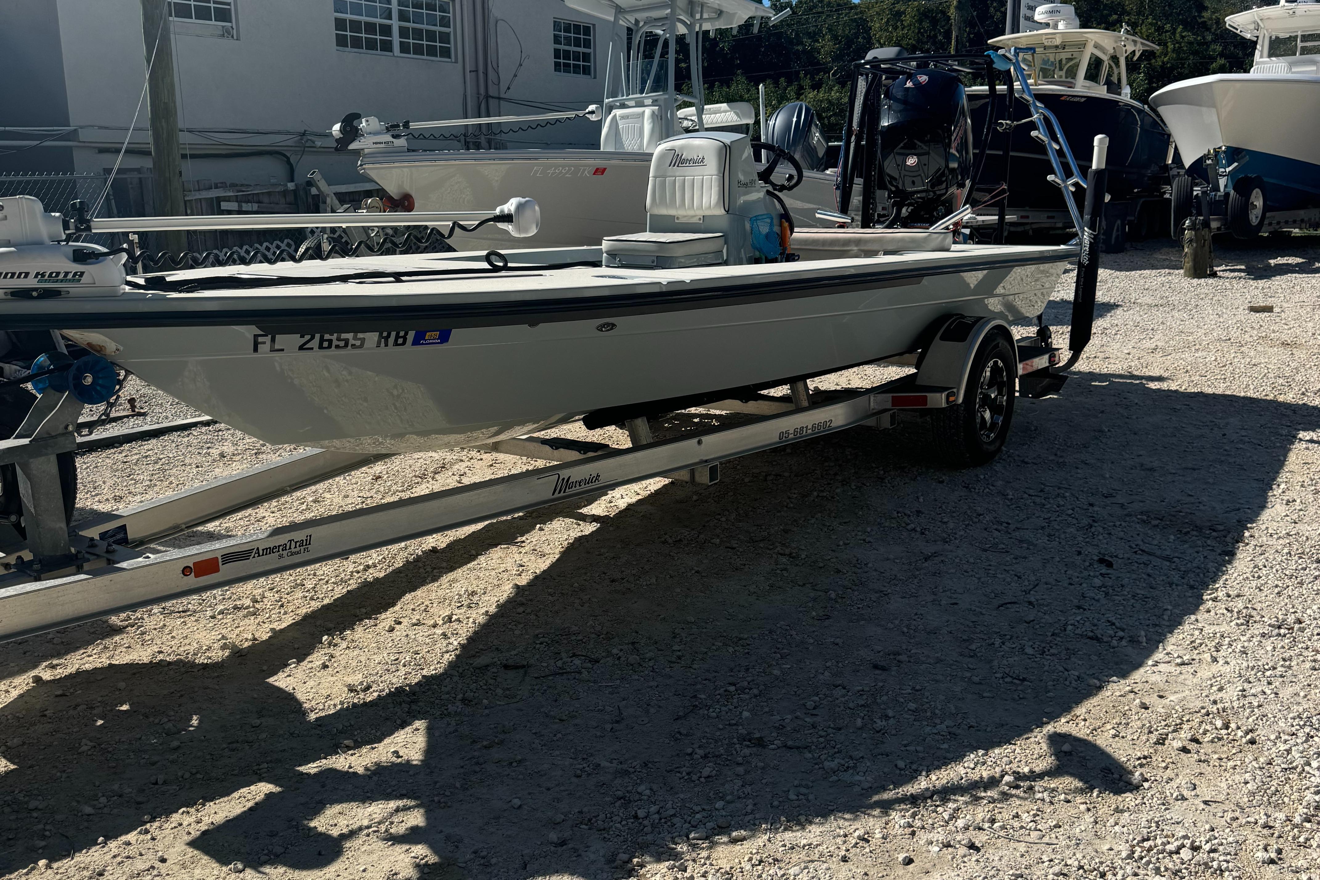 2016 Maverick 18 HPX-V