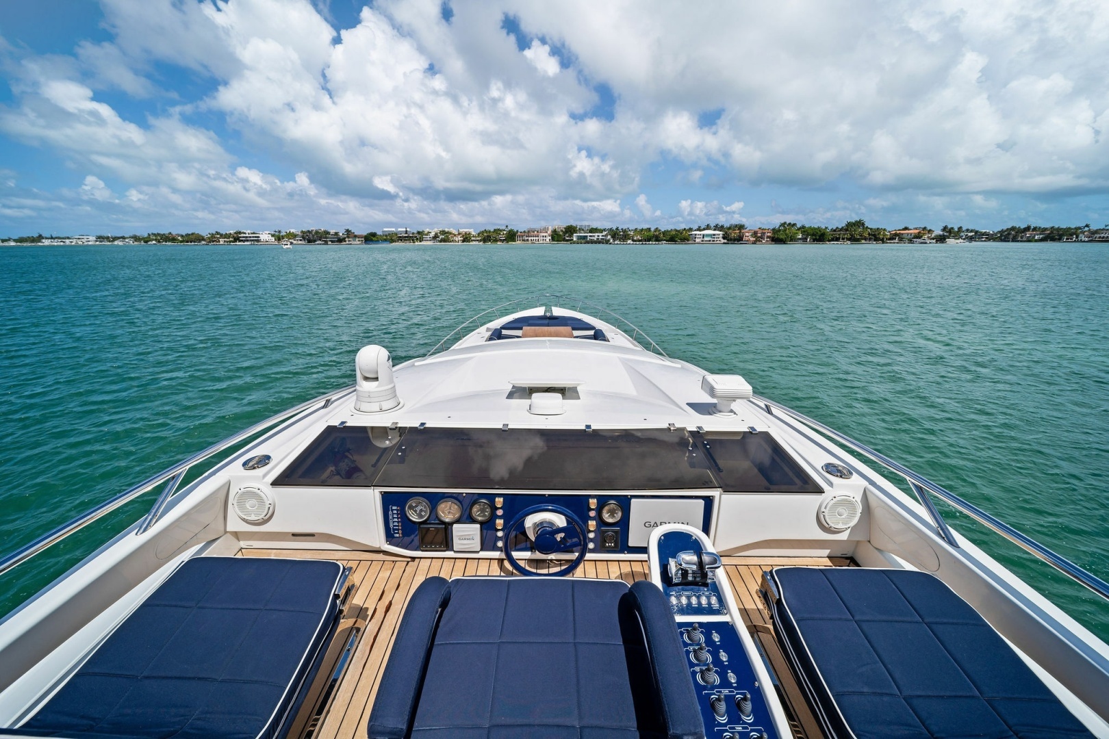 2013 Pershing 82 - Image 22