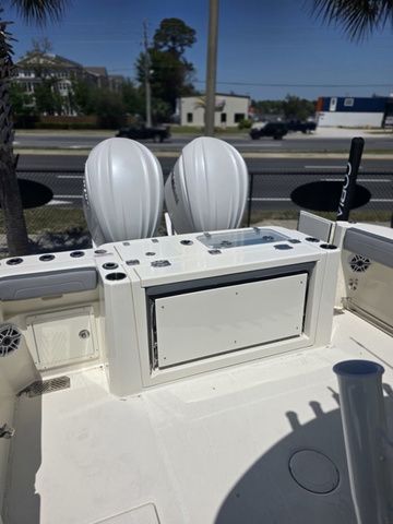 2026 Cobia 285 Open Center Console - 7