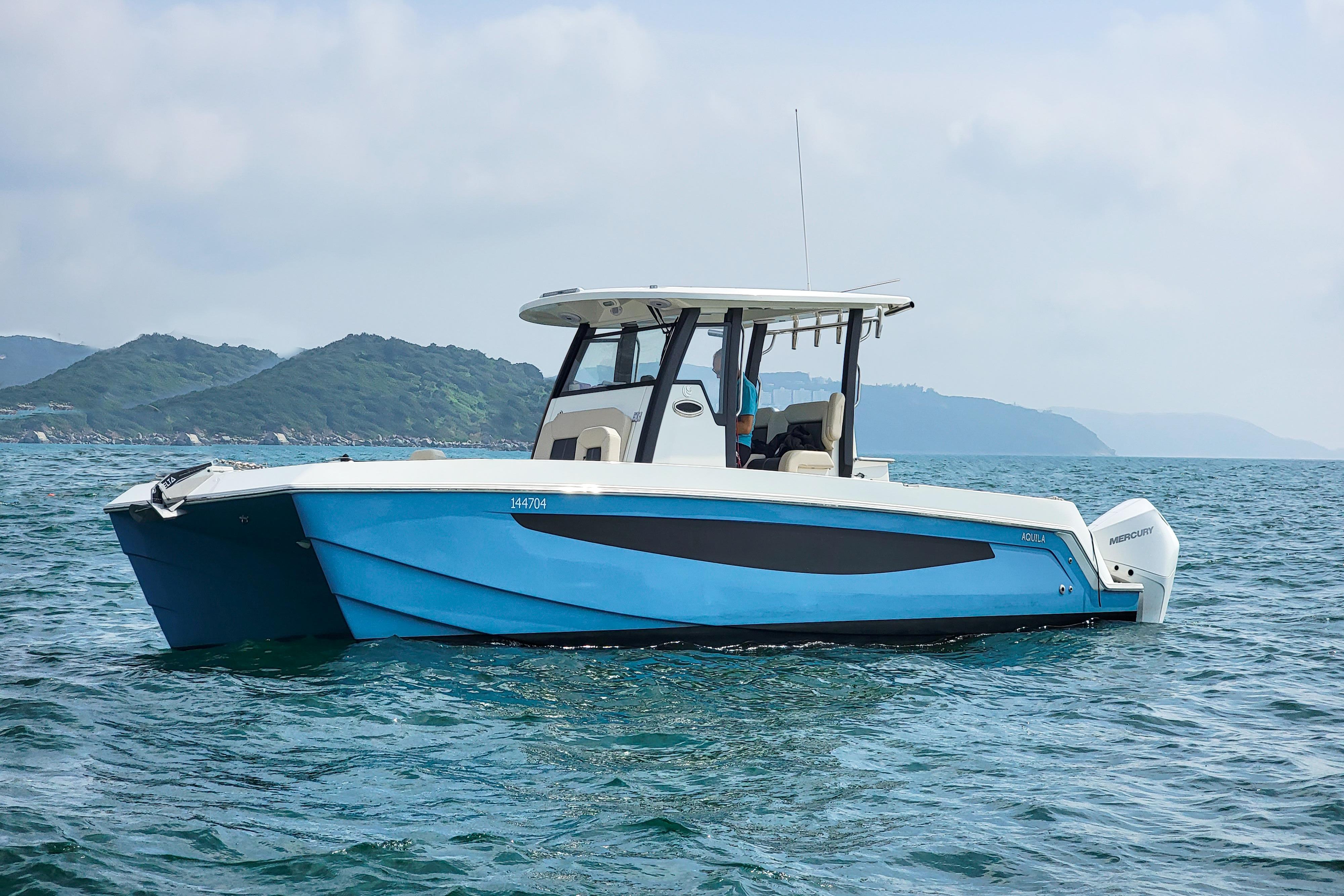 2022 Aquila 28 Molokai