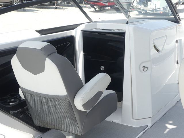 2022 Yamaha Boats AR250 - 25
