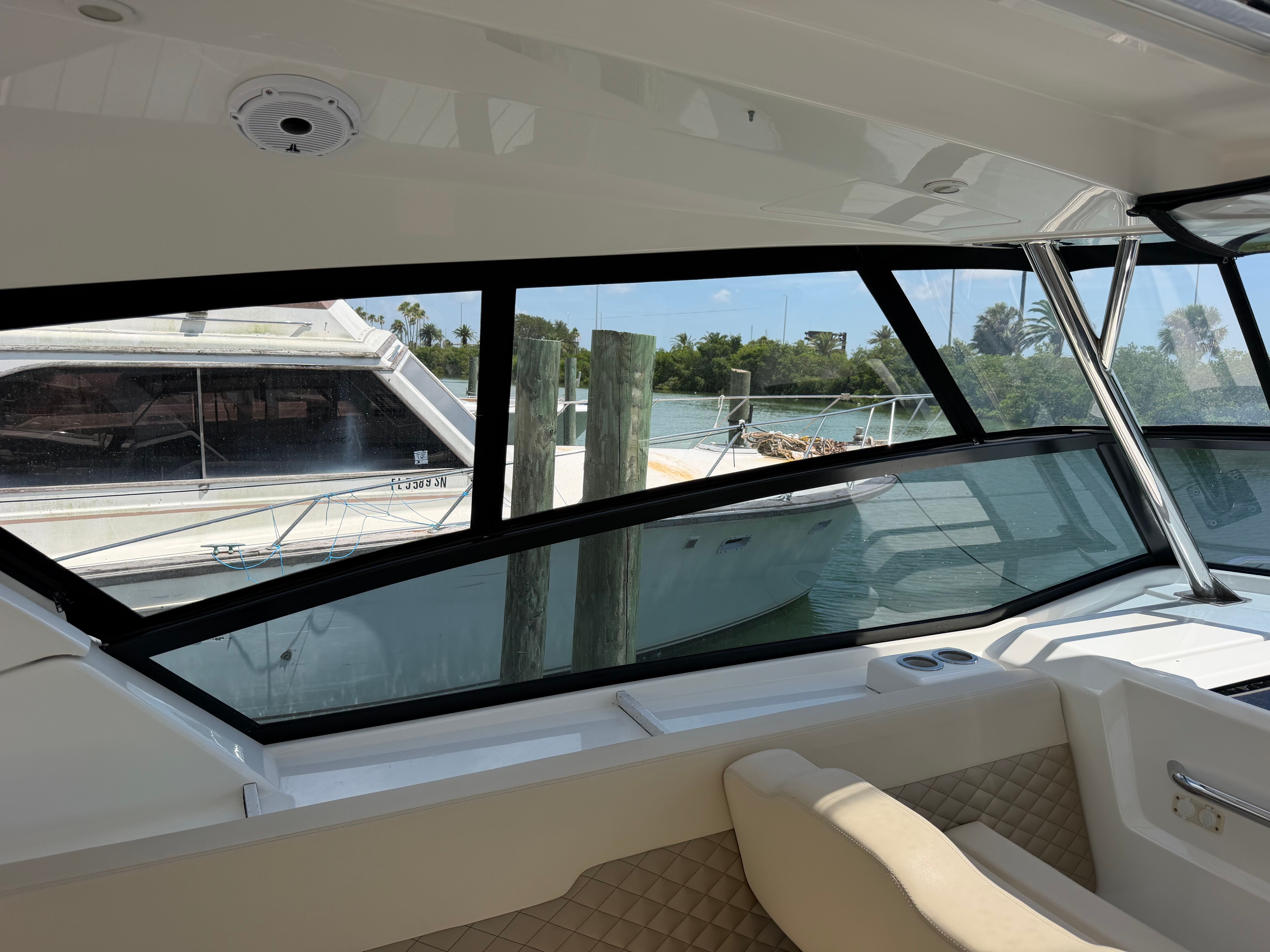 2020 AQUILA 36 SP - Image 34
