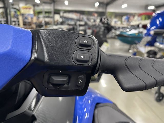 2026 Sea-Doo Wake - 18
