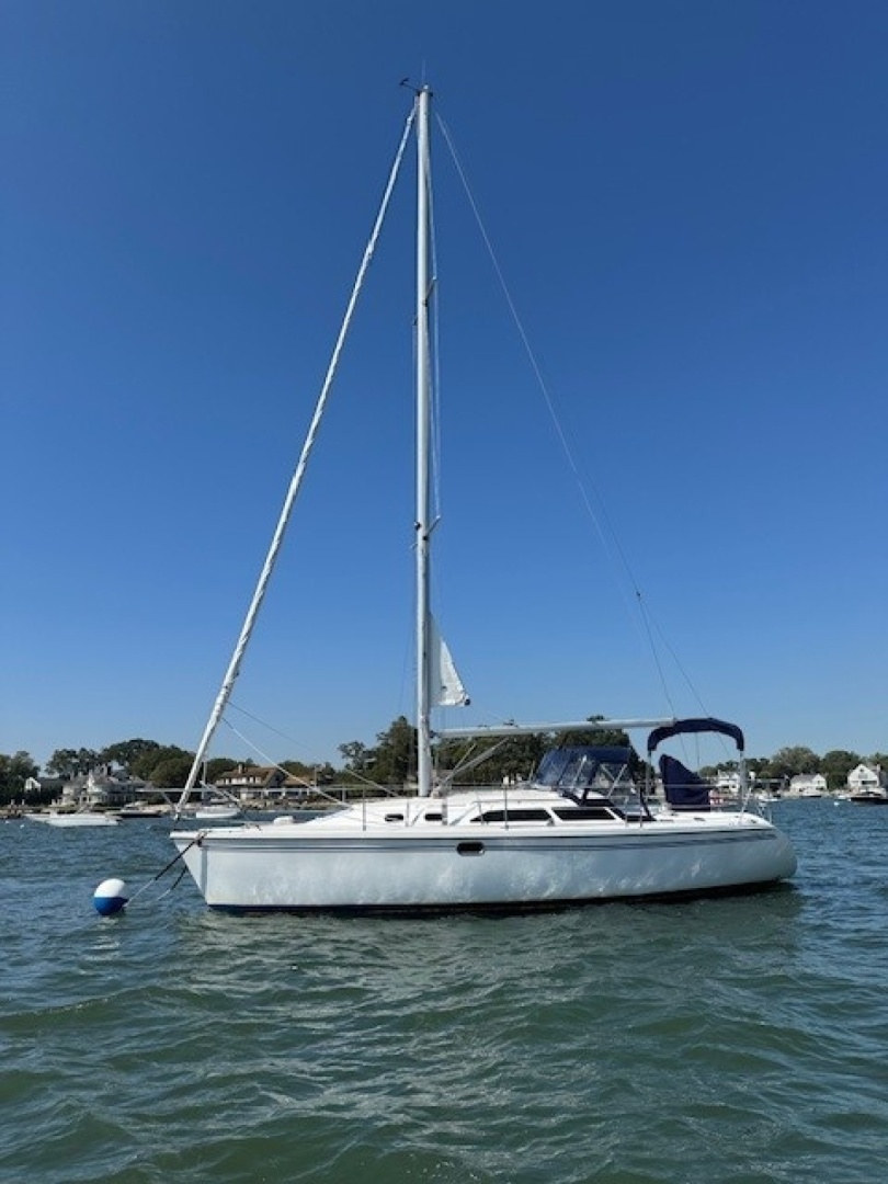 2006 Catalina 320 - Image 5