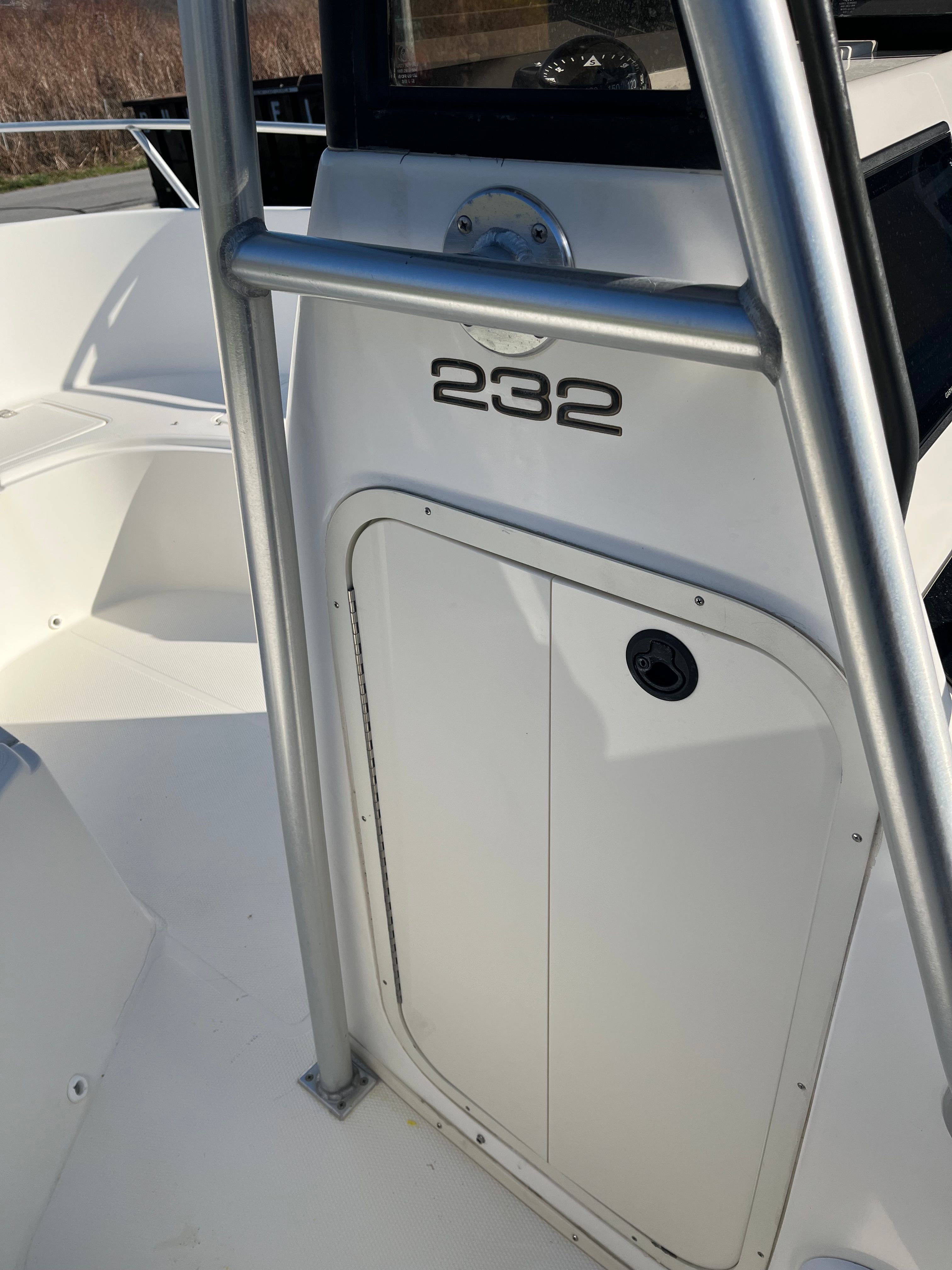 2002 Mako 232 Center Console - 35