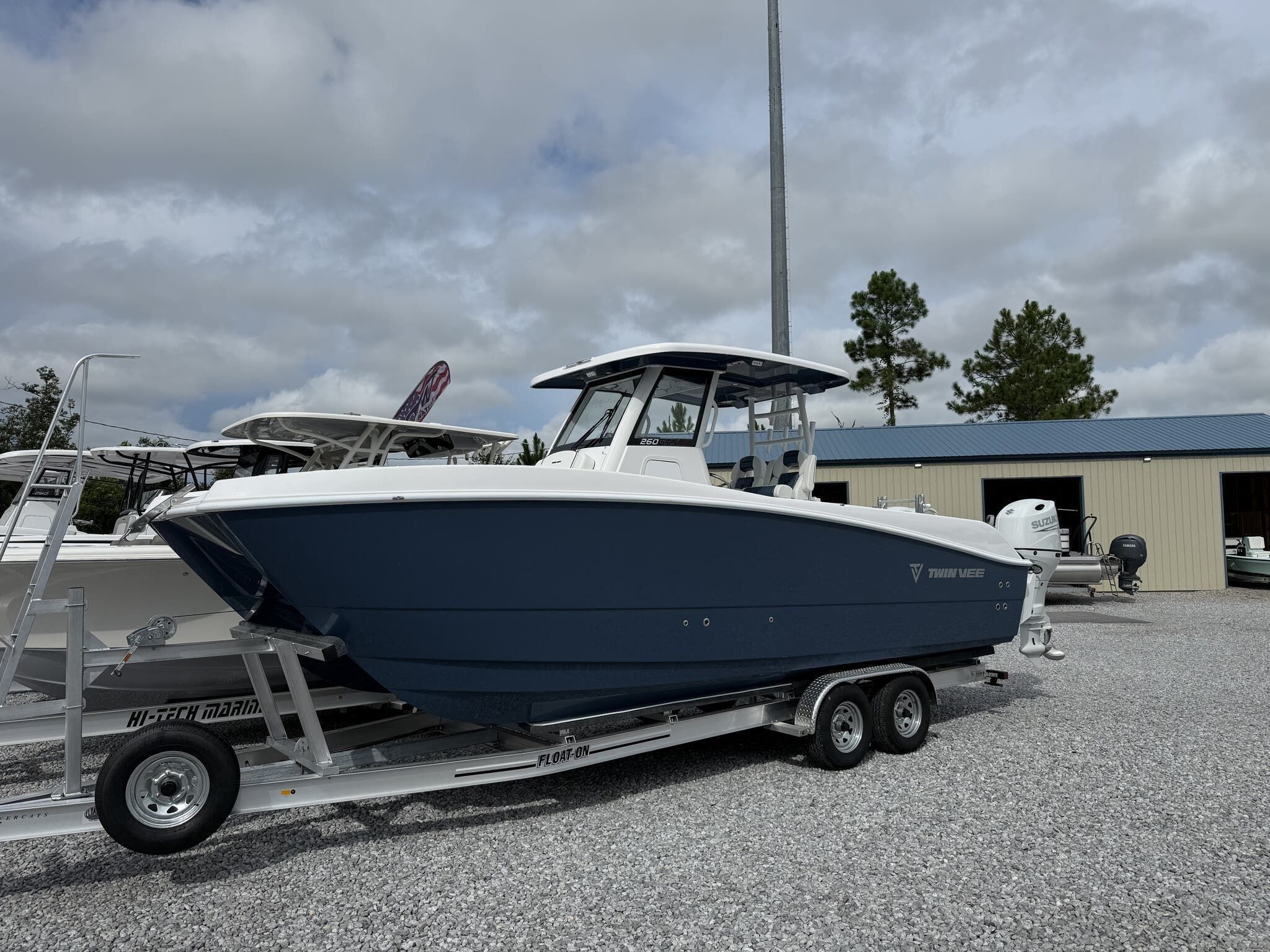 2026 Twin Vee 260 GFX2 CC