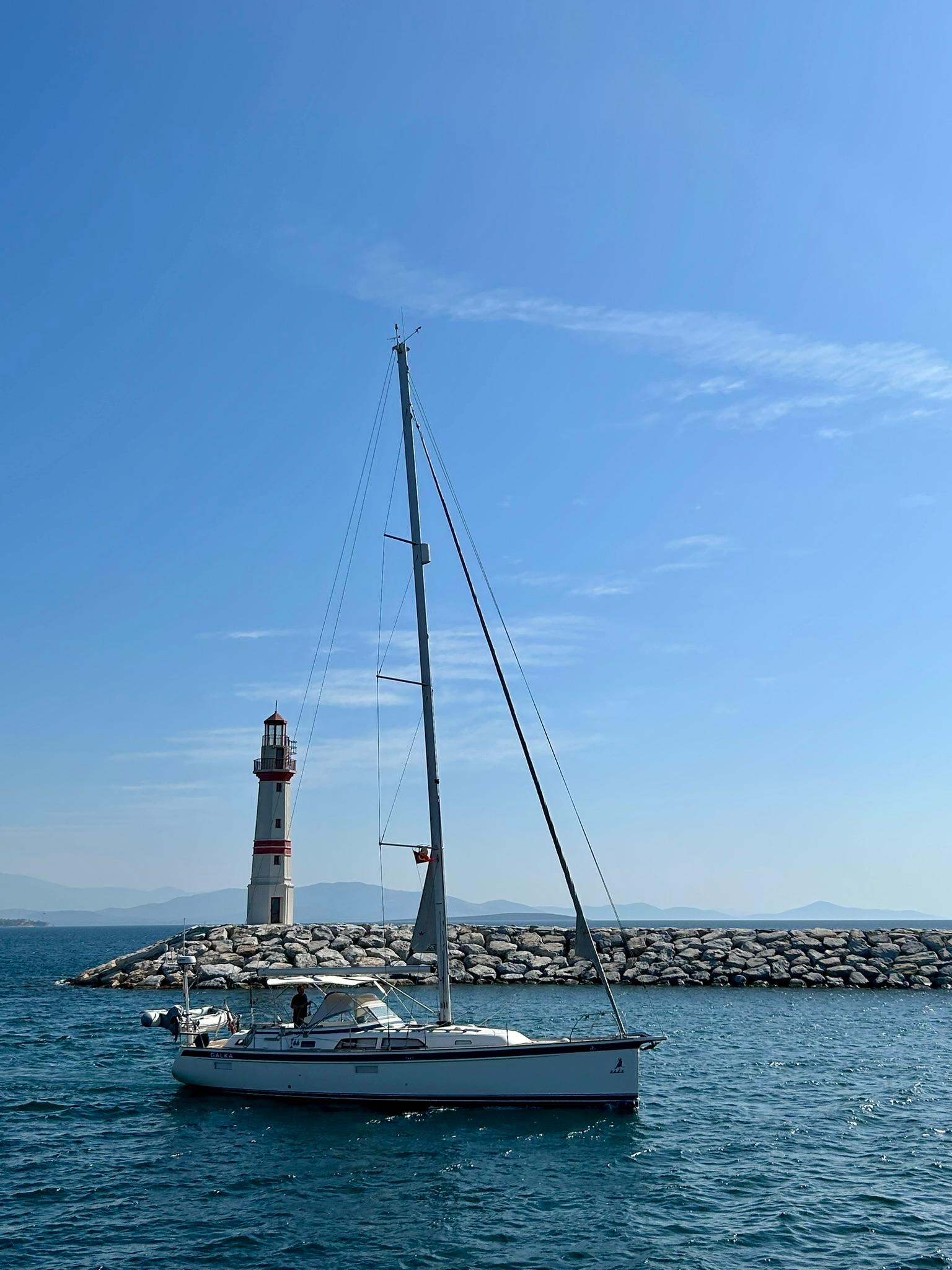 2020 Hallberg-Rassy 44