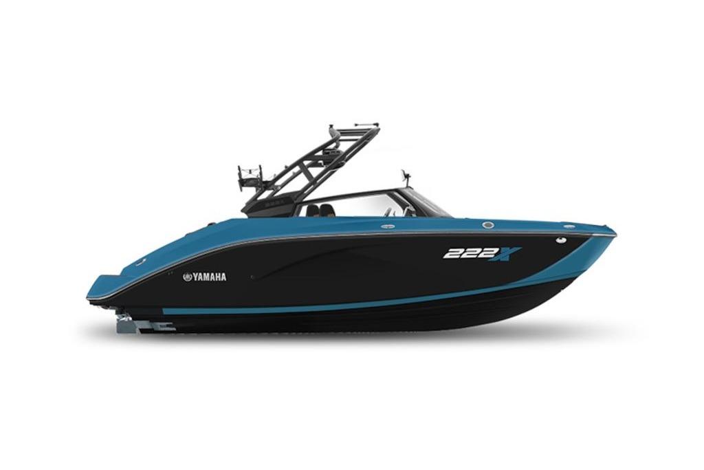 2026 Yamaha Boats 222XE, sleek blue and black design, side view.