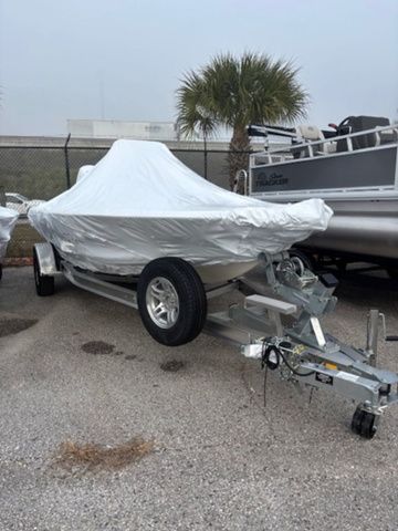 2026 Mako 18 Pro Skiff - 3