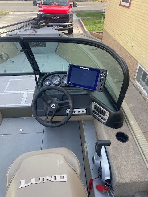 2023 Lund 2000 Alaskan Dual Console - 3
