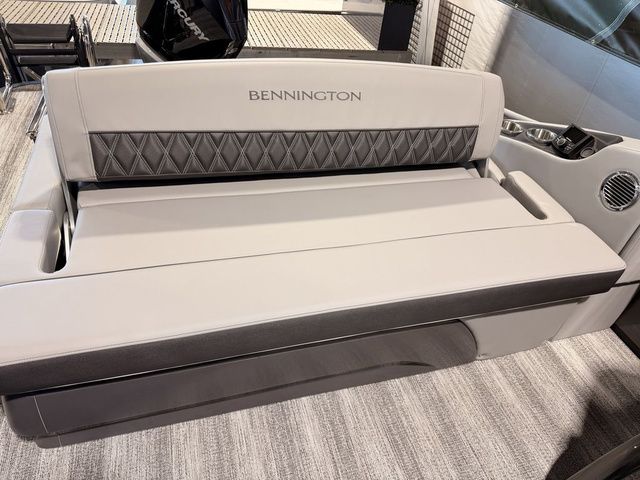 2026 Bennington Q Swingback 25 QSBA Tritoon - 31