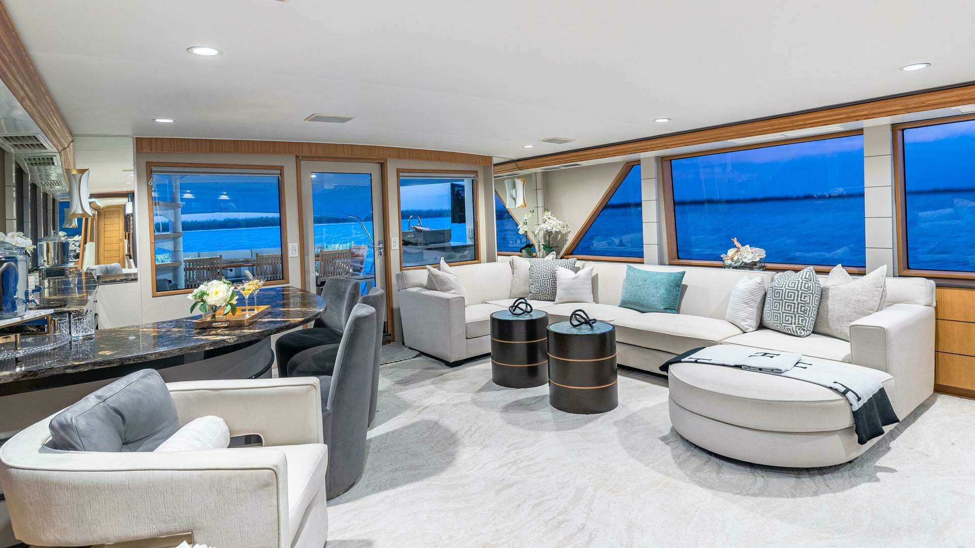 1997 Broward Raised Pilothouse - Image 91