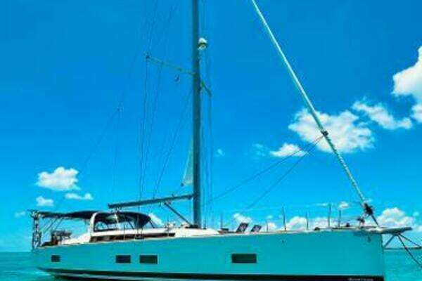 2015 Beneteau Oceanis 55