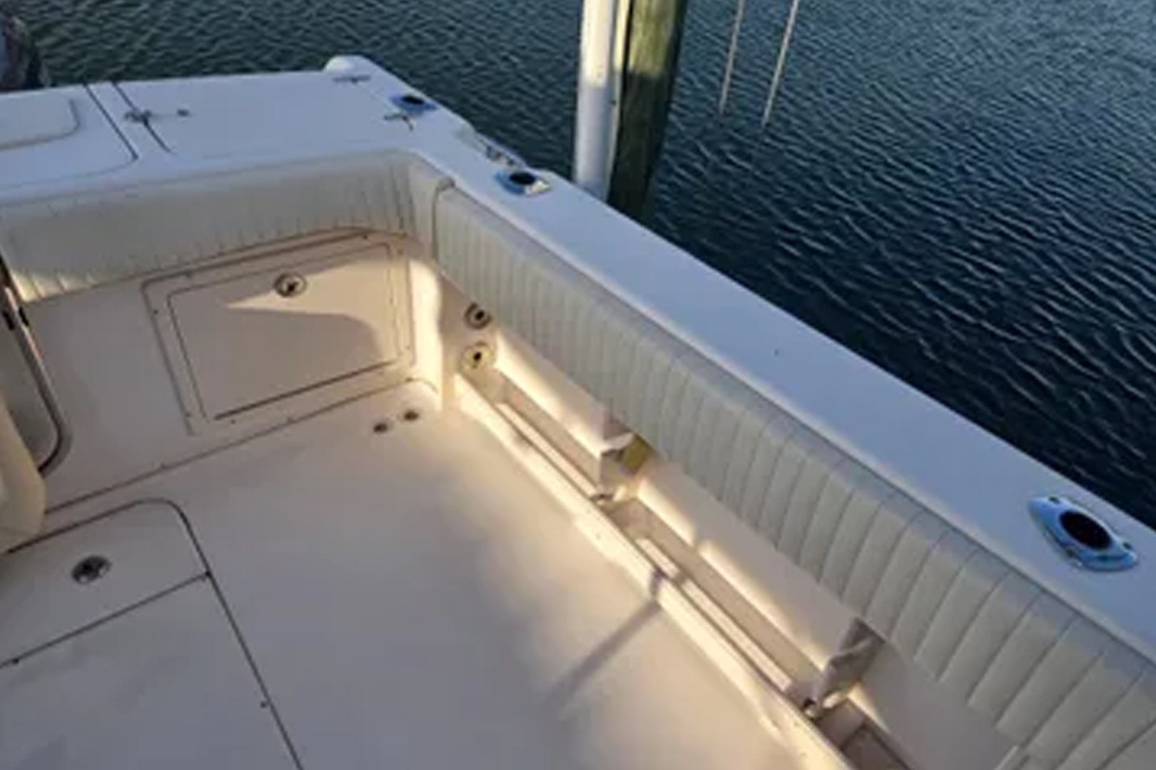 2004 Grady-White Express 330 - Image 41