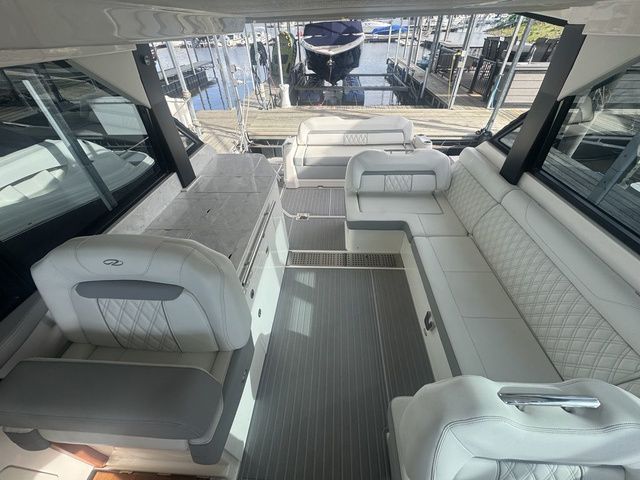 2023 Regal 36 Grande Coupe - 7