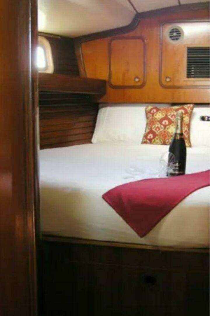 1991 Beneteau Oceanis 50 - Image 31