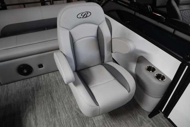 2026 Bentley Pontoons Legacy 223 Swingback Triple Tube Pkg - 5