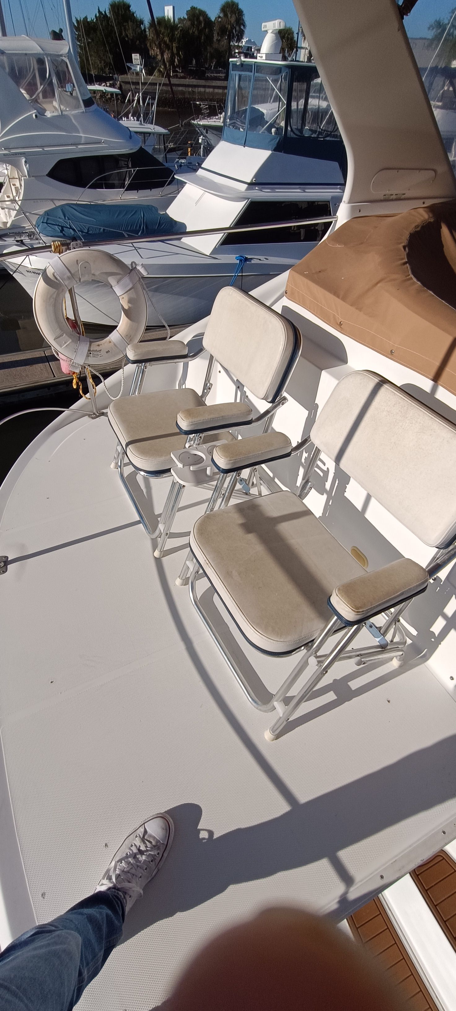 2000 Carver 450 Voyager Pilothouse - 9