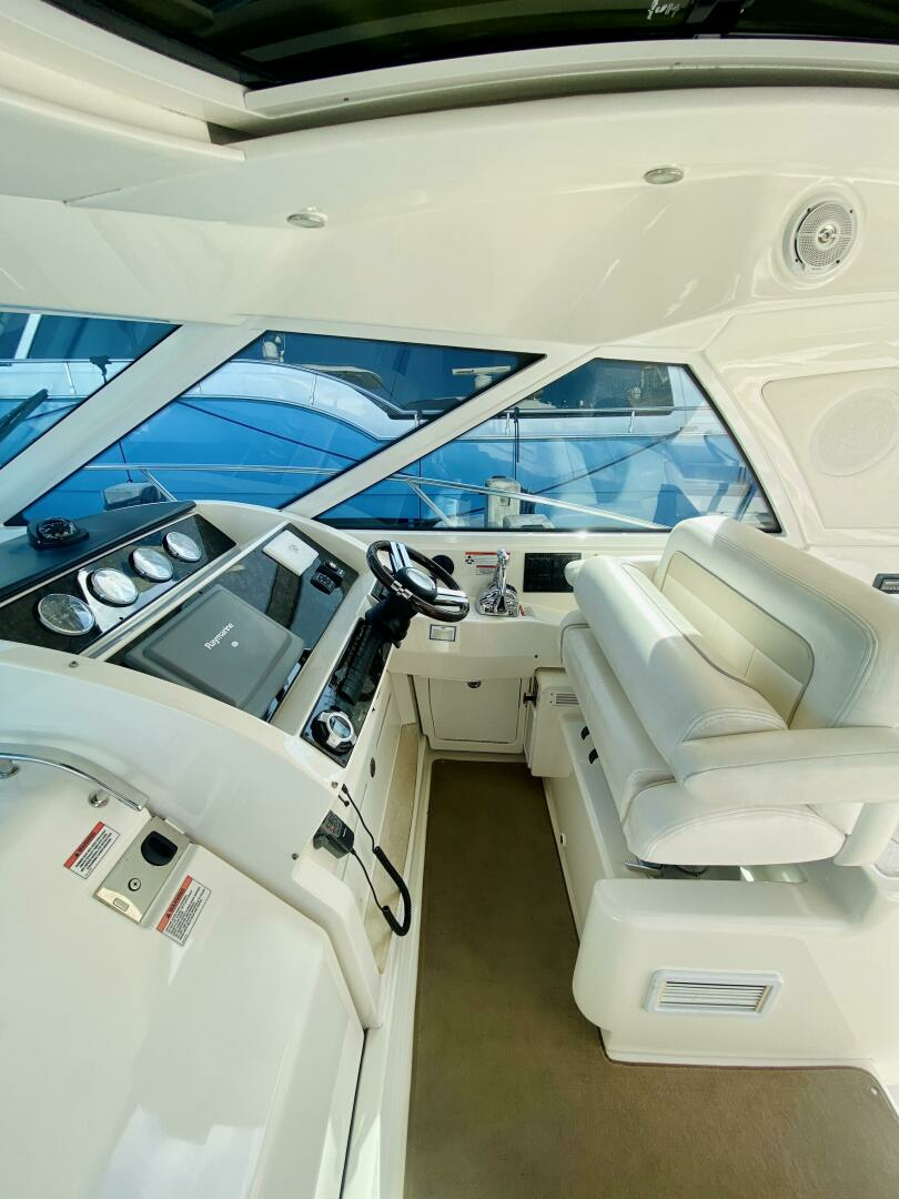 2010 Sea Ray 450 Sundancer - Image 30