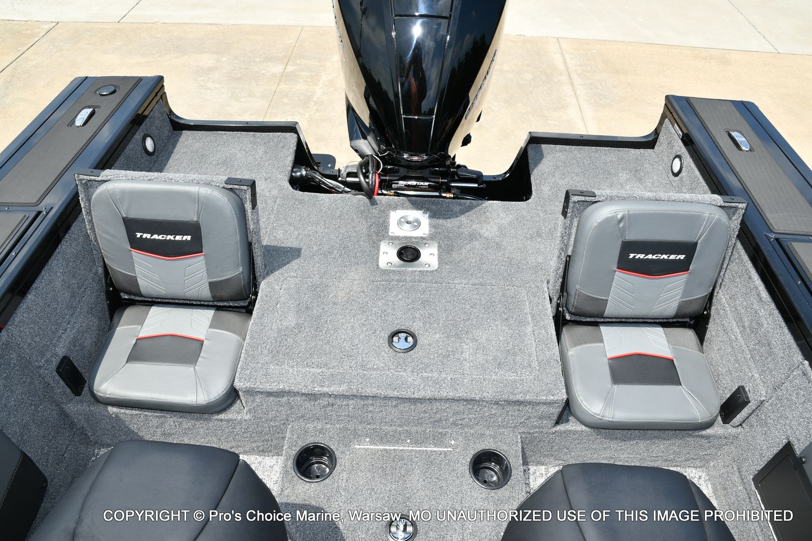 2026 Tracker Targa V-19 Combo - 72