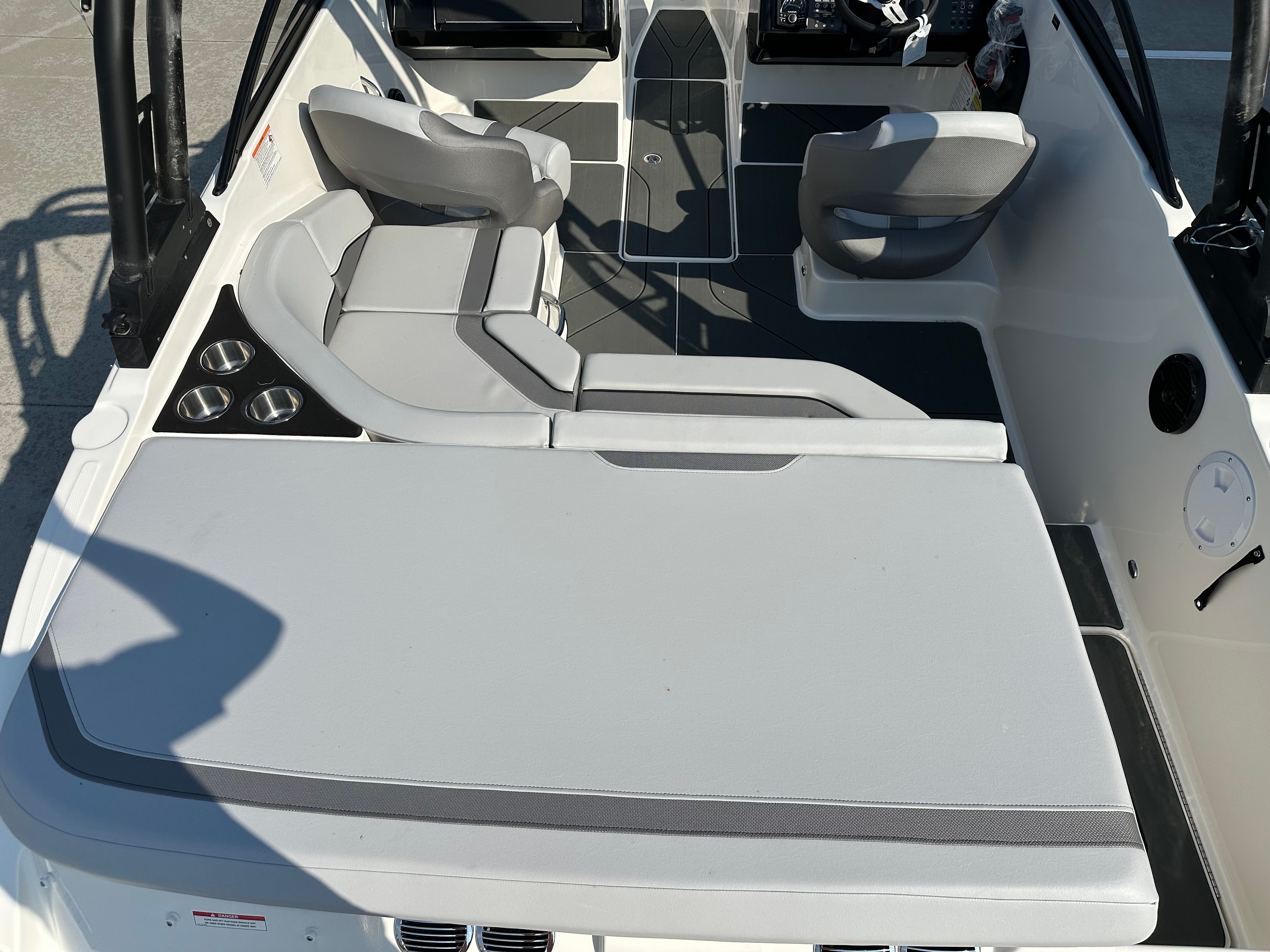 2026 Bayliner V20i - 9
