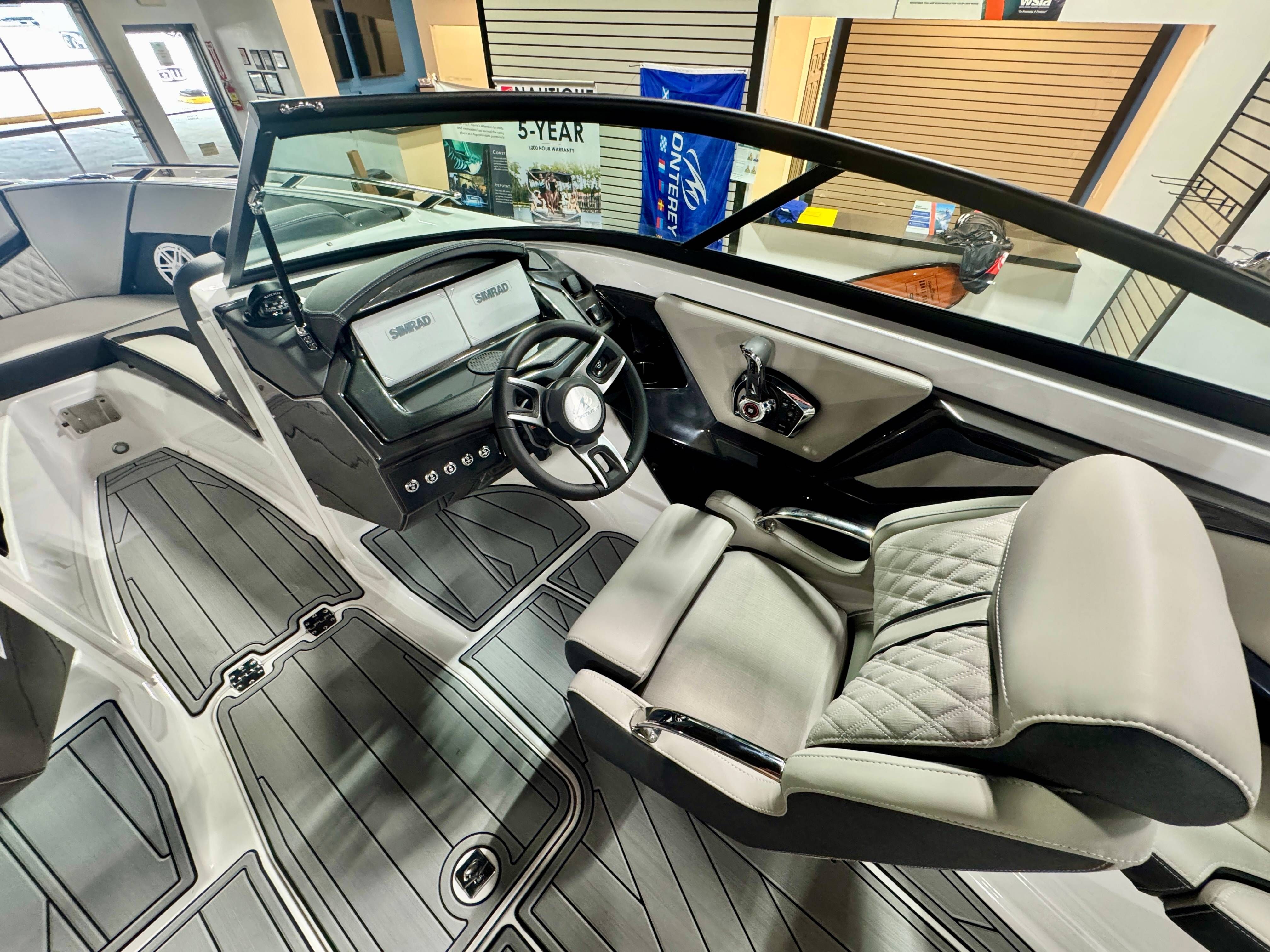 2025 Monterey 238SS Super Sport - 12