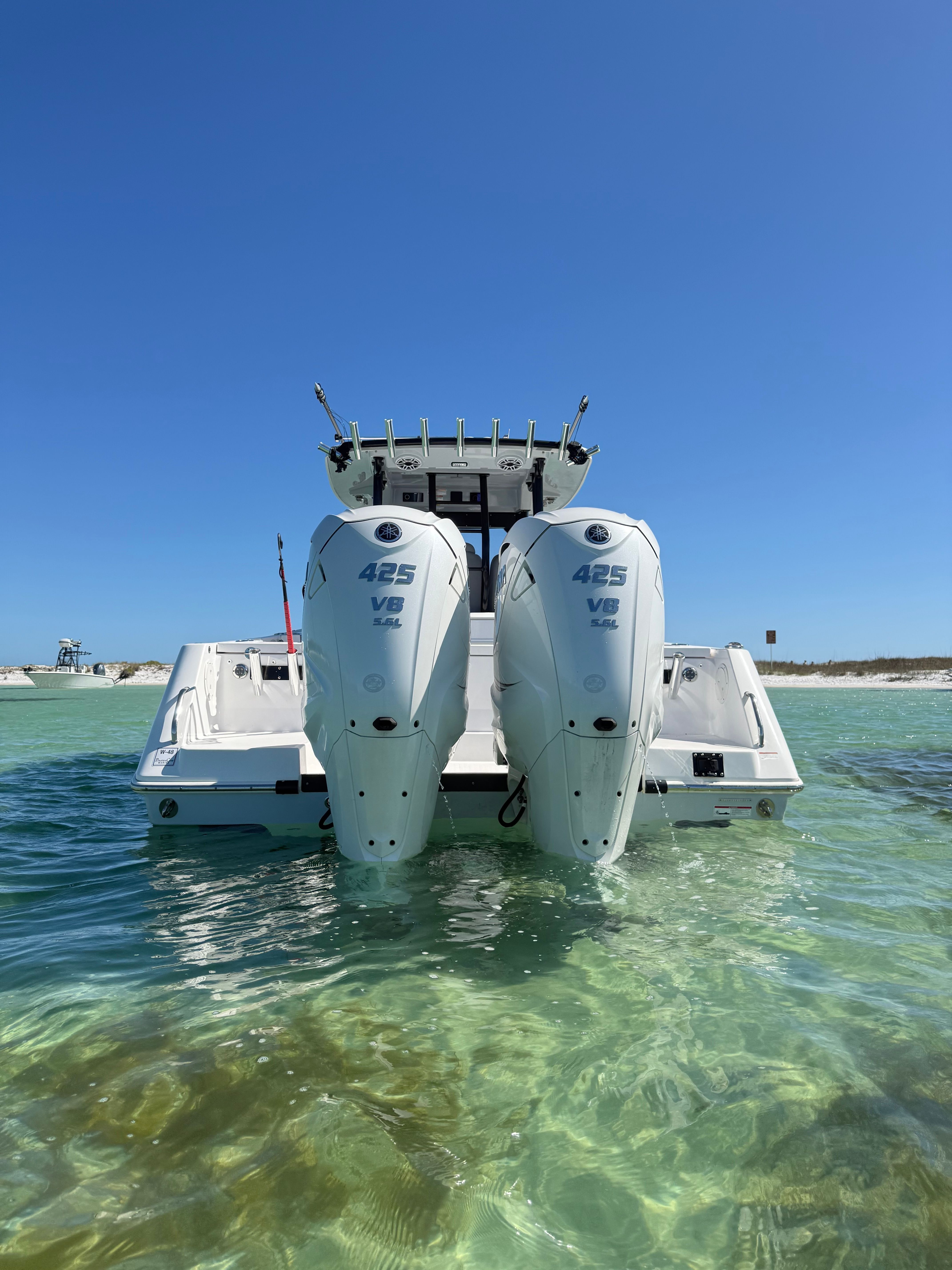2023 EVERGLADES 335 CC - Image 7