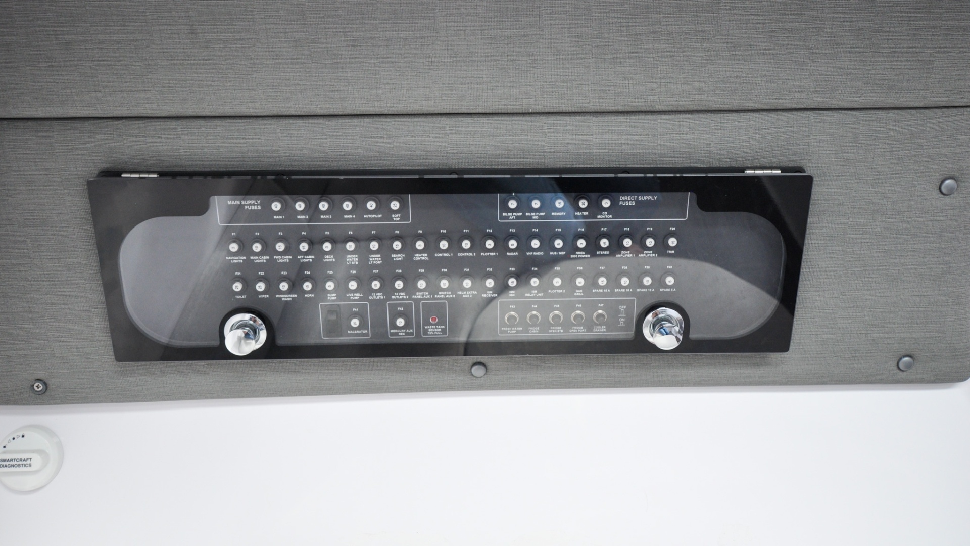 2022 Axopar 37XC - Image 76