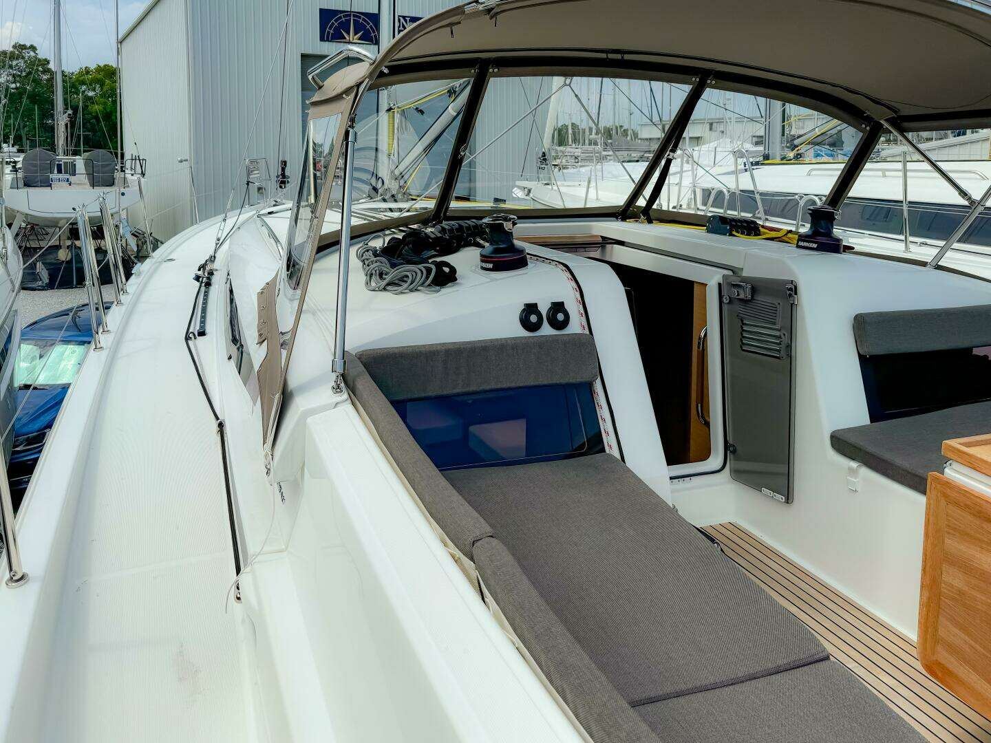 2023 Jeanneau Sun Odyssey 440 - Image 15