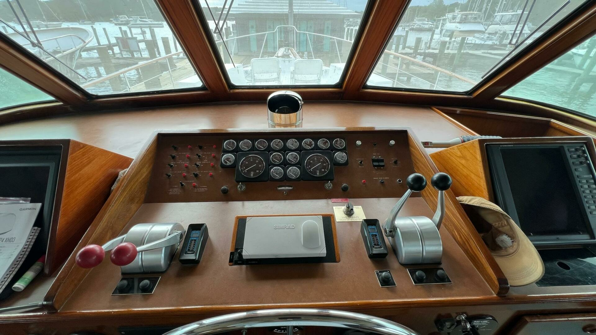 1987 Hatteras Motoryacht - Image 15