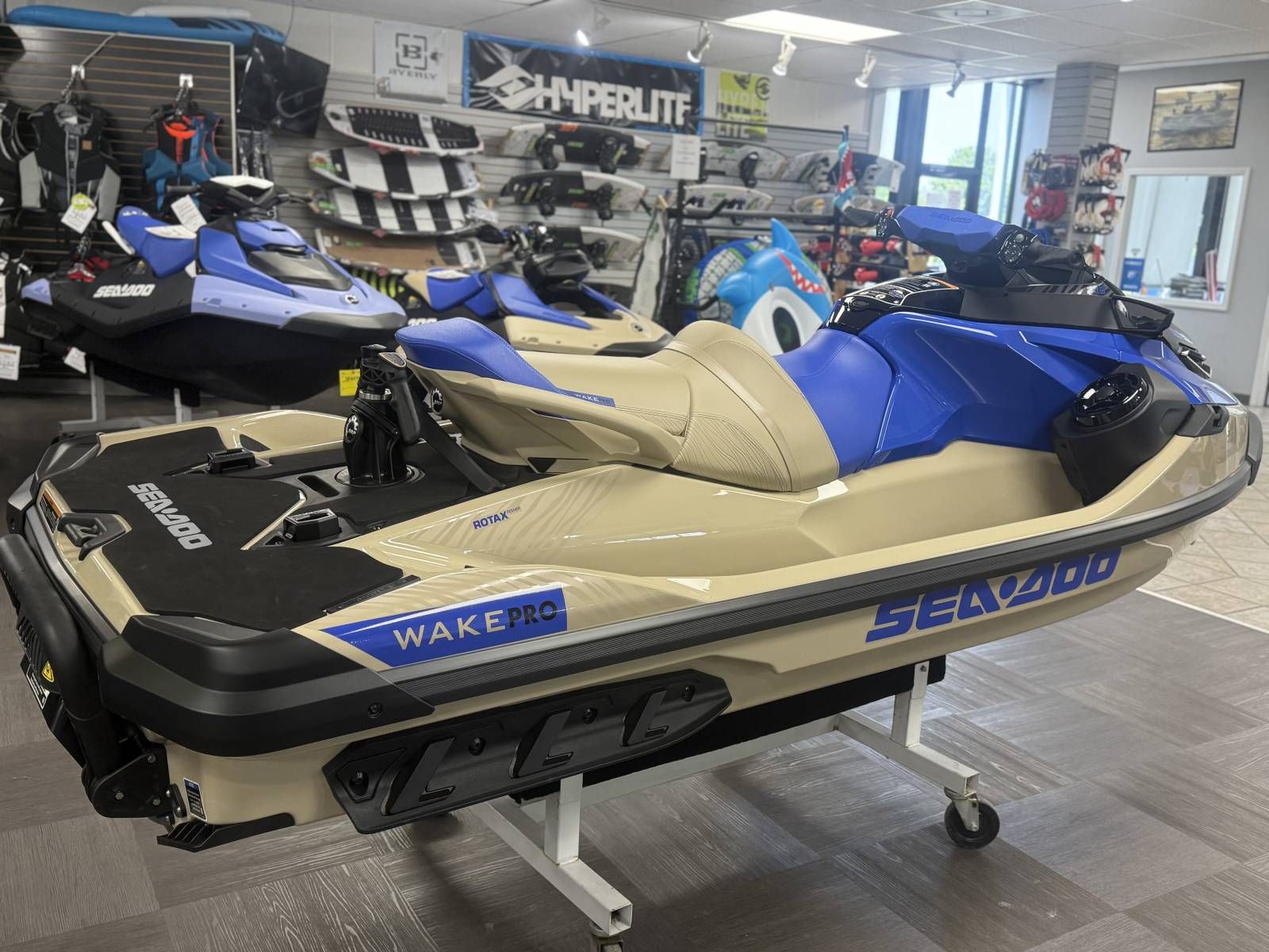 2025 Sea-Doo 13sb - Wake Pro 230 W/snd - 8