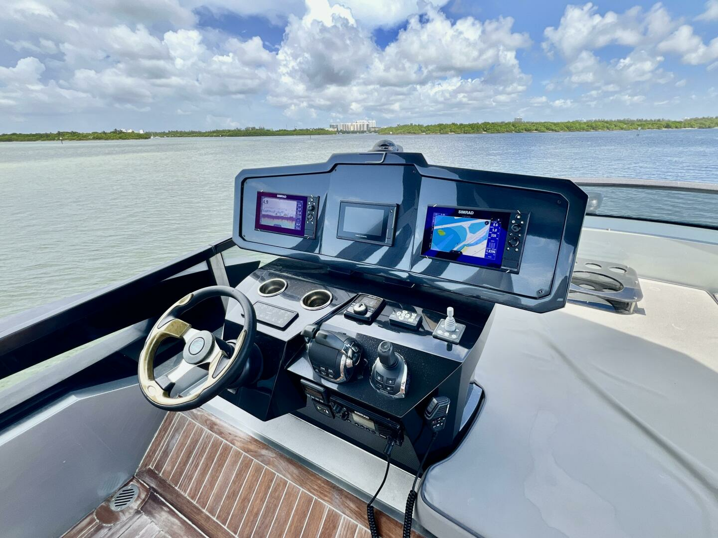 2022 Okean Flybridge 50 - Image 34
