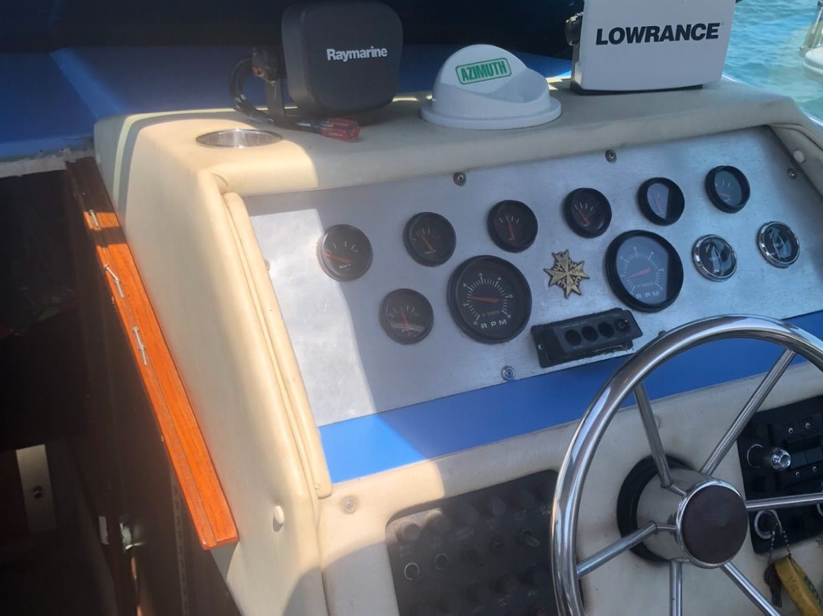 1984 Sea Ray Amberjack - 4