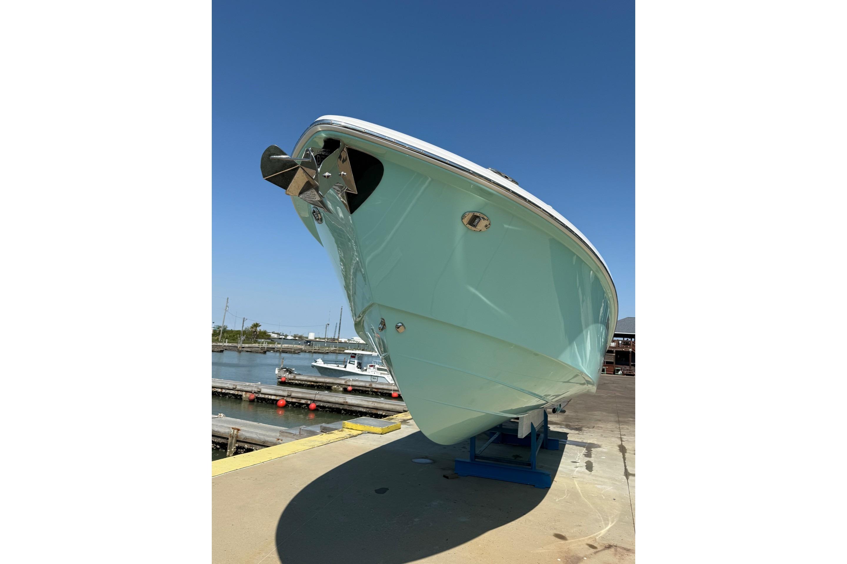 2021 Everglades 365 Center Console