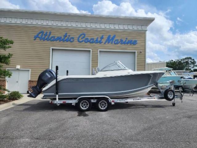 2025 Cobia 220 Dual Console - 3