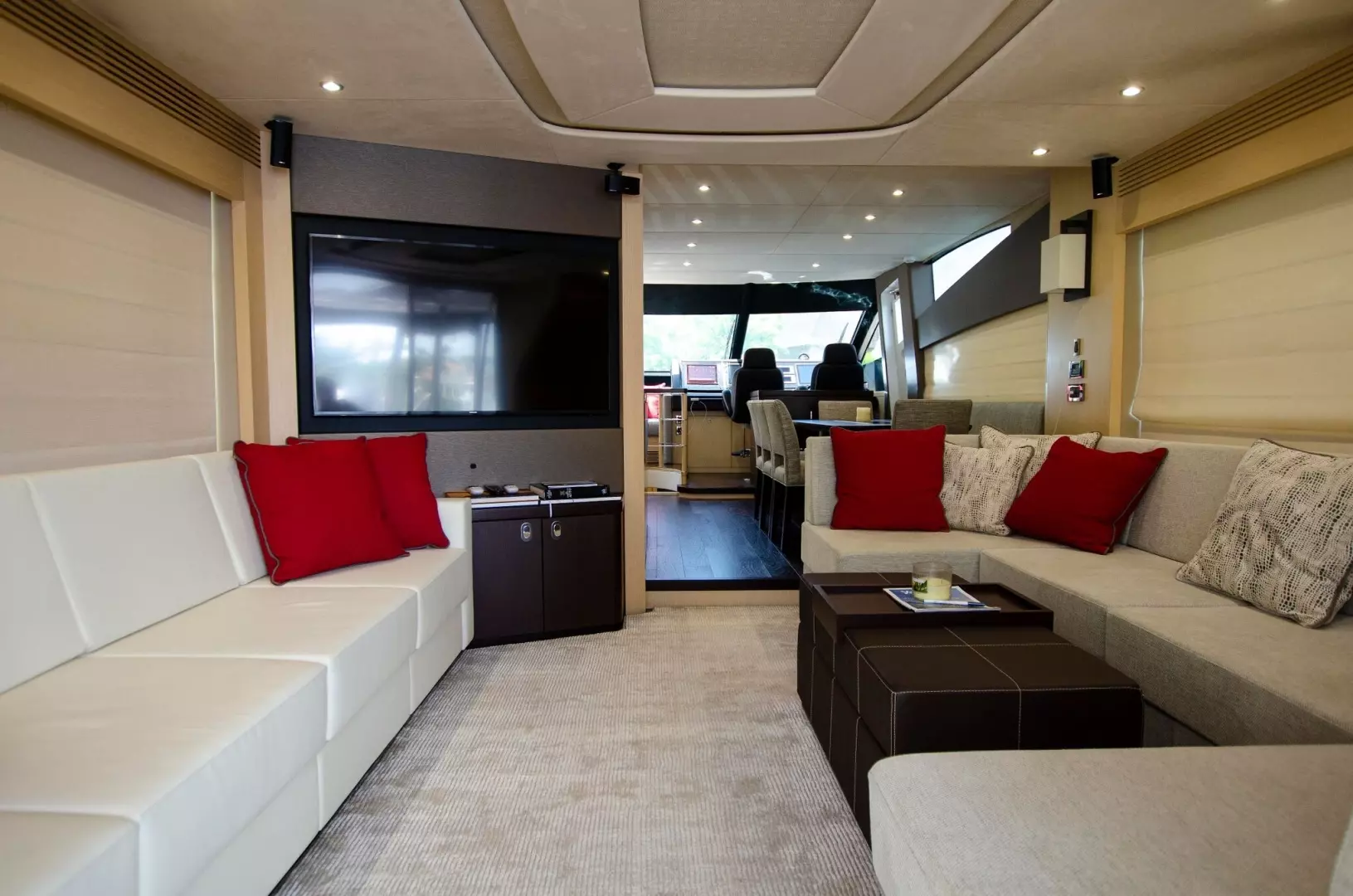 2018 Sunseeker 75 Yacht - Image 8
