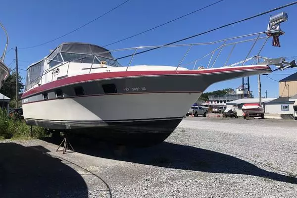 1986 Cruisers Esprit 3370