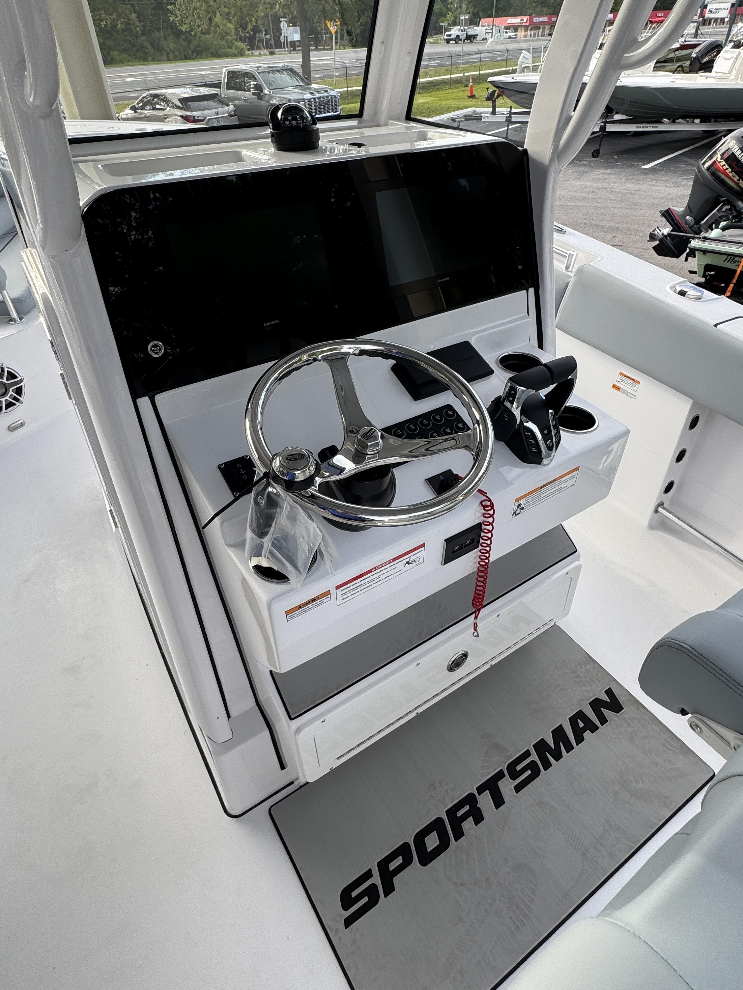 2026 Sportsman Open 252 Center Console - 38
