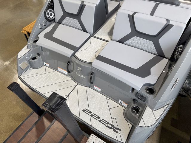 2025 Yamaha Boats 222XE - 4