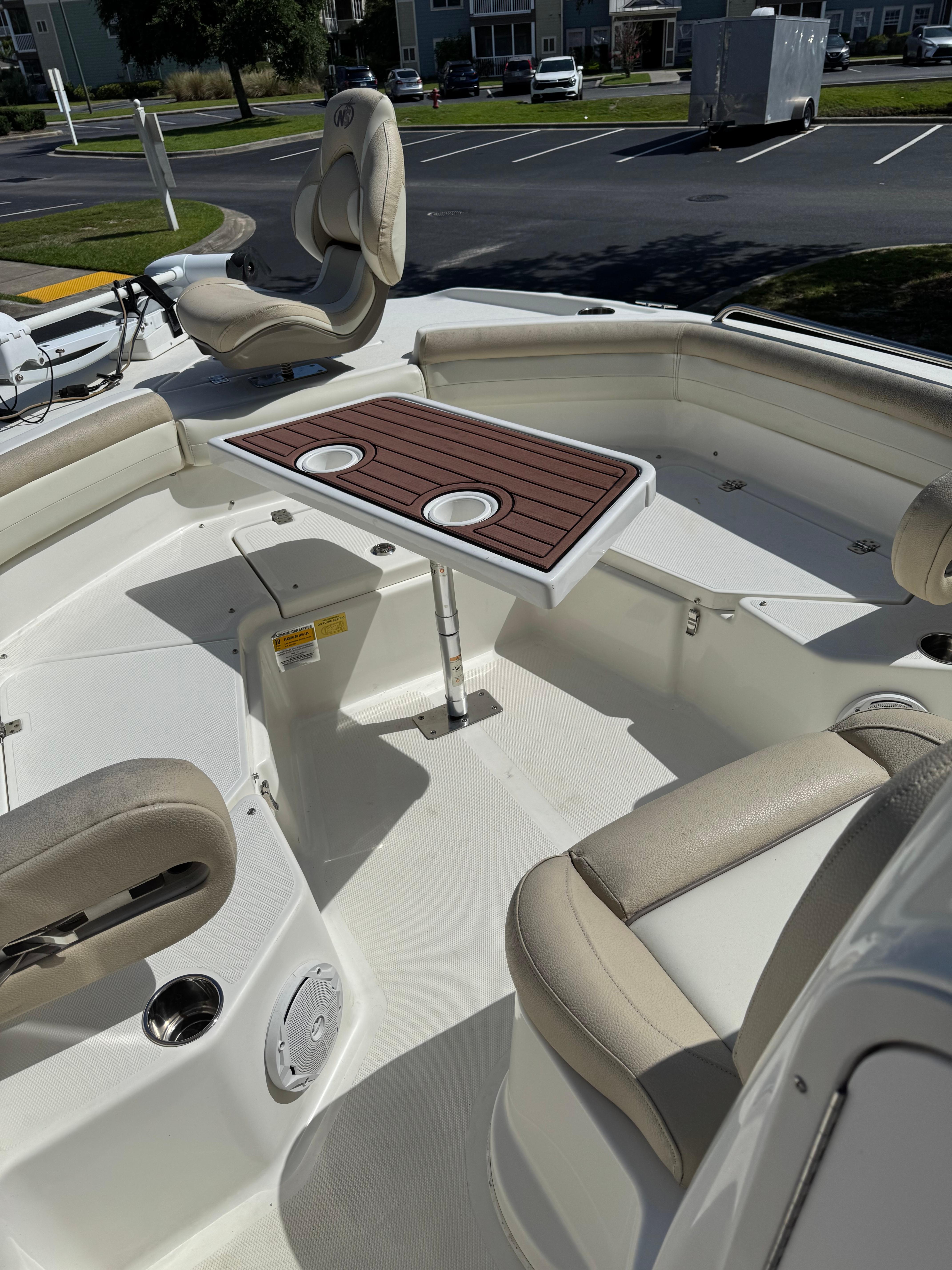 2018 NauticStar 211 Angler - 10