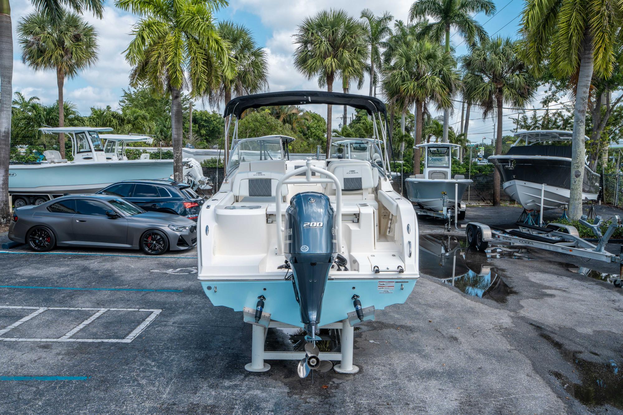 2024 Cobia 220 Dual Console - 3